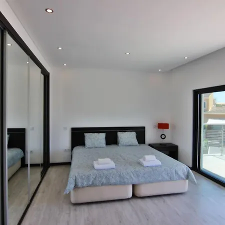 Villa Goncinha - Piscina Loule