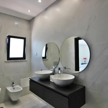 Goncinha - Piscina Villa Loulé